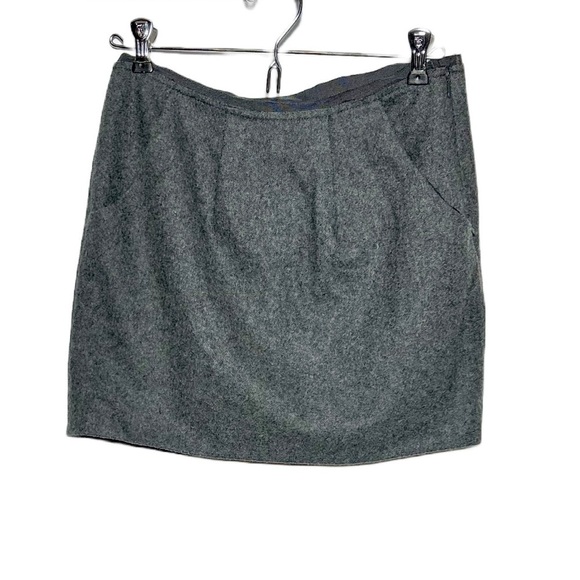 J. Crew Wool Blend Charcoal Grey Lined Mini Skirt, Slanted Pockets & Zipper, 0 - Picture 2 of 13